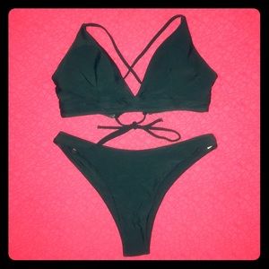 🥦 Beautiful DARK GREEN medium SHIEN swimsuit 🥦